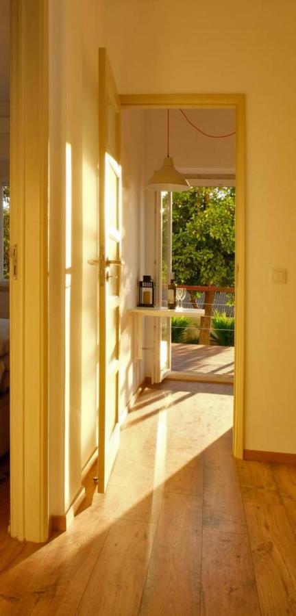 Central 2 Bedroom Apt W/Garden And Pantheon Views Lizbona Zewnętrze zdjęcie